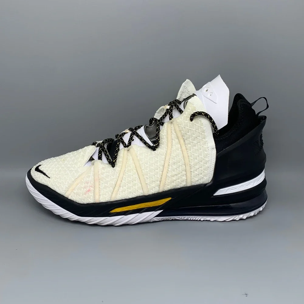 Nike LeBron 18 Black White Basketball Shoes CQ9283-100‎ Men’s Sz 13.5